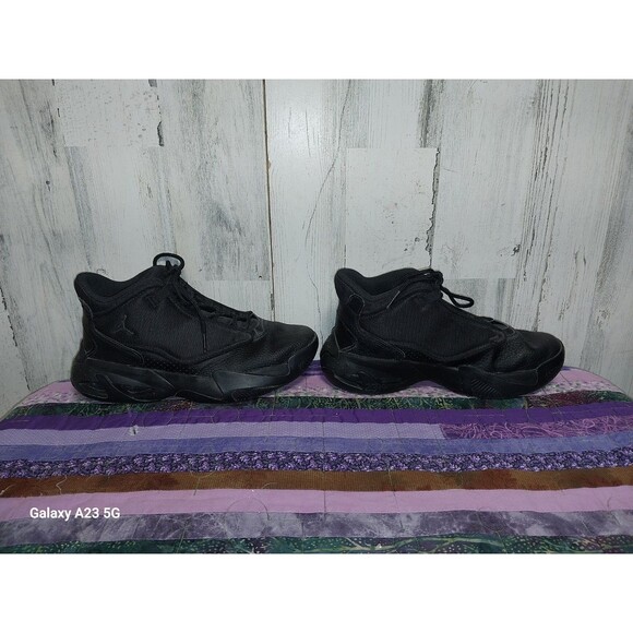 NIKE JORDAN MAX AURA 4 (GS) BLACK/ANTHRACITE-BLACK DQ8404 001 BIG KIDS SHOES 6Y - Picture 5 of 10